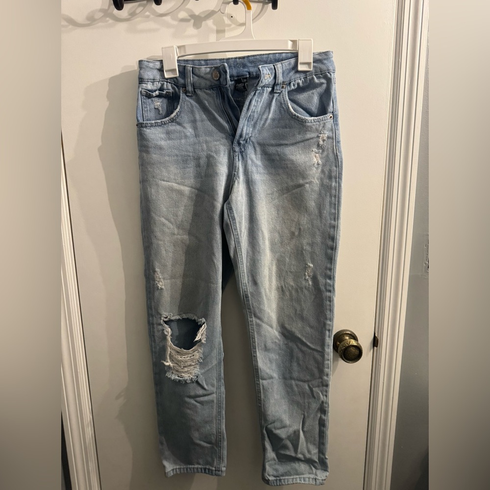 Rewatch Ripped Mom Jeans